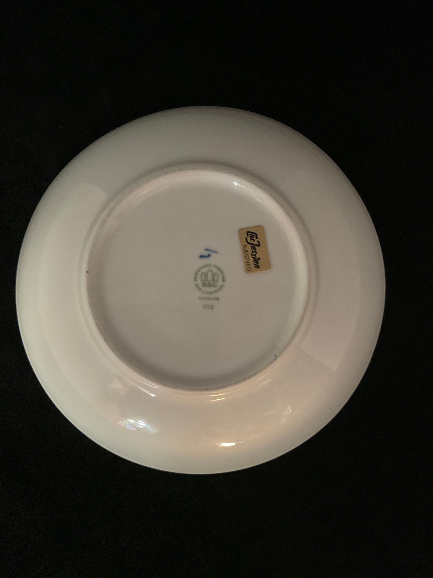 Bing & Grøndahl skål nr. 312 – “Grå Julerose”