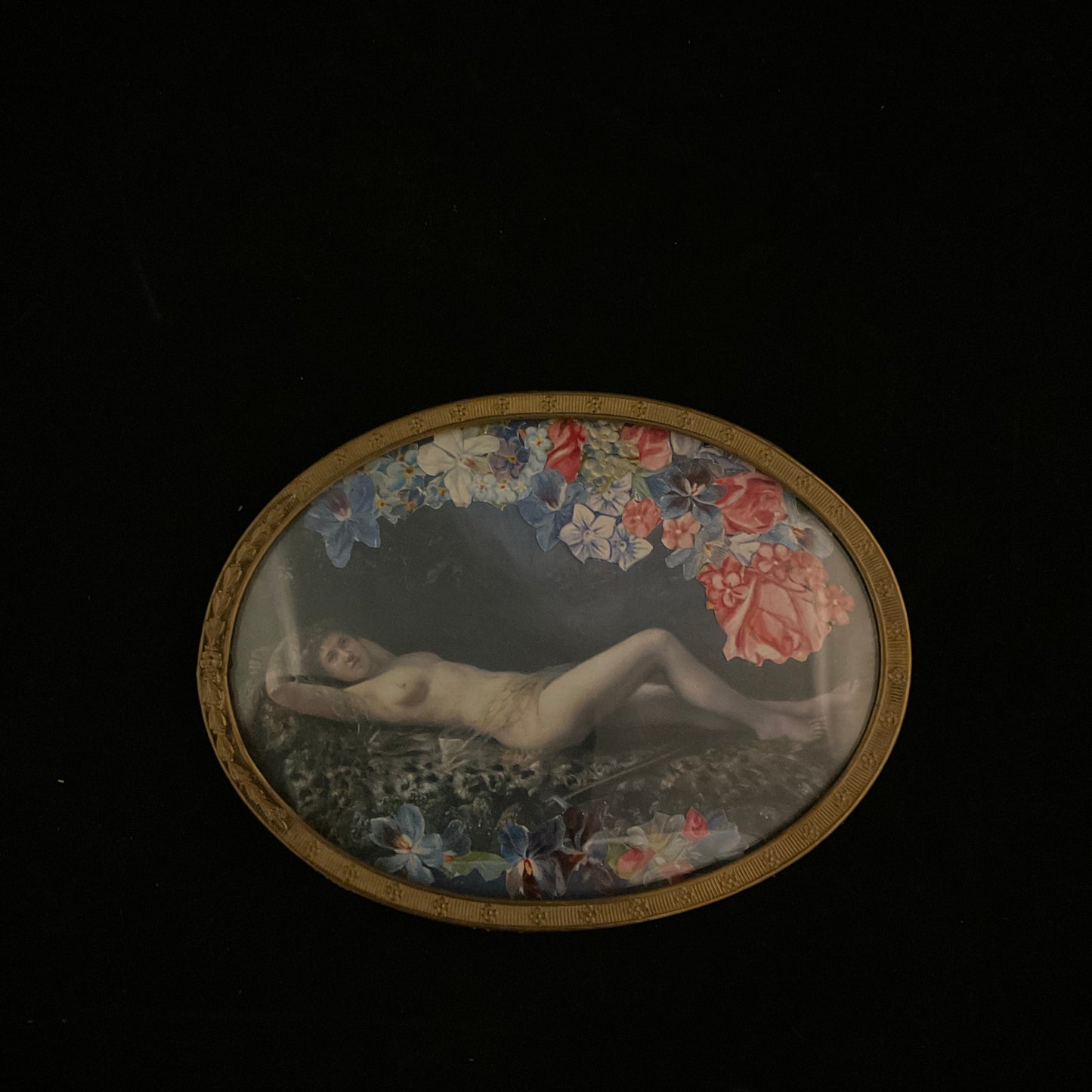 Sæt på to små ovale messingrammer med konvekst glas – ca. 1900-1920