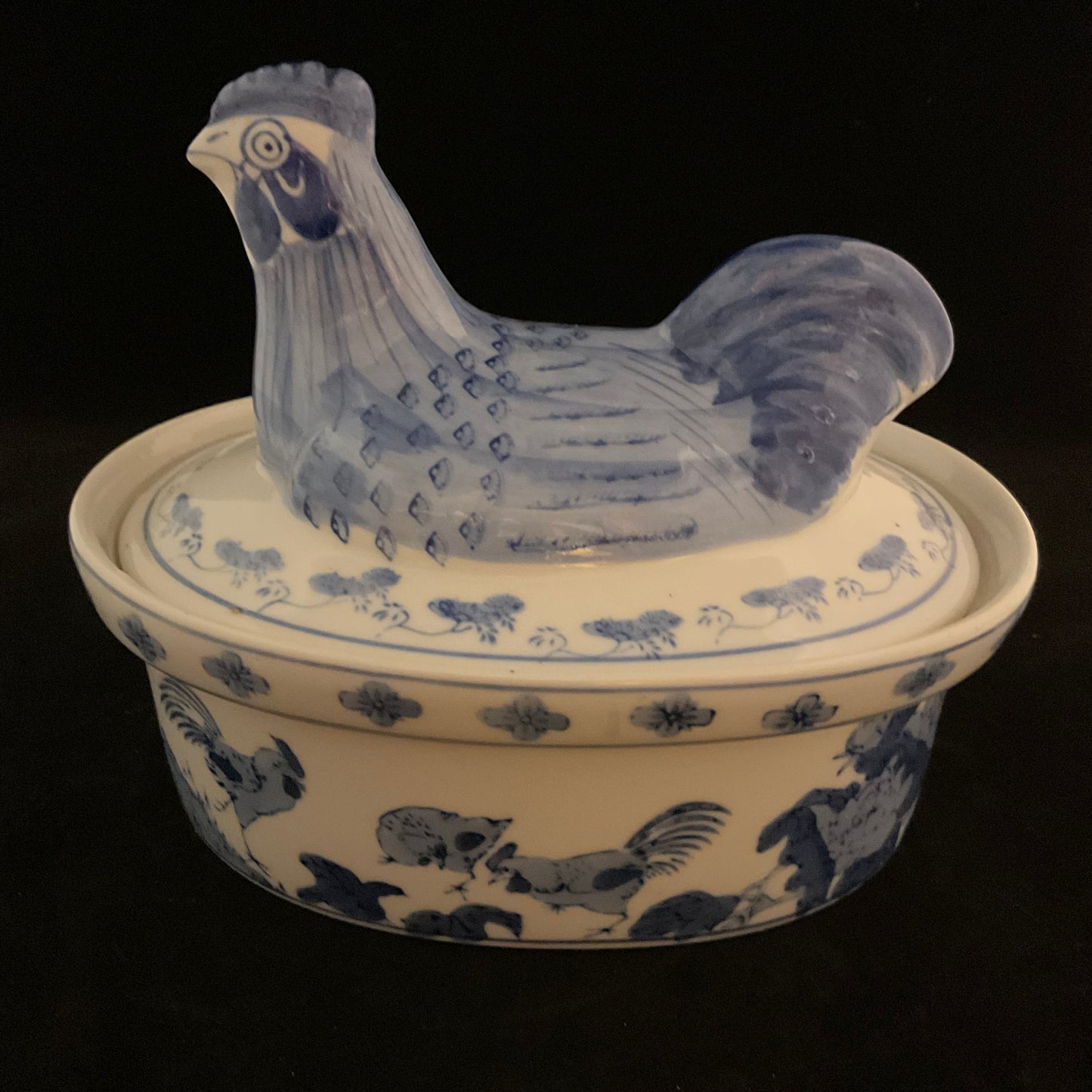 Vintage terrine i porcelæn formet som høne