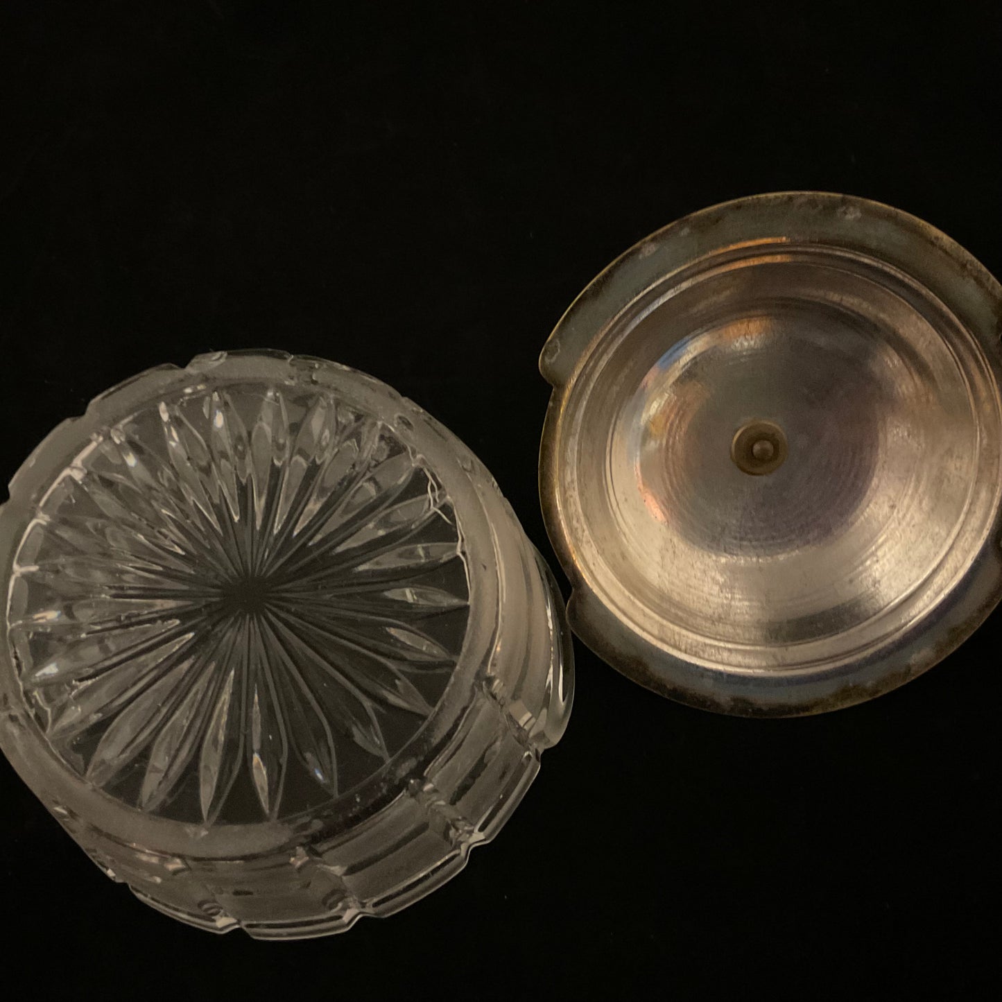Fransk glasskår med låg