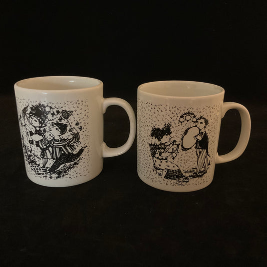 Sæt af to Bjørn Wiinblad krus