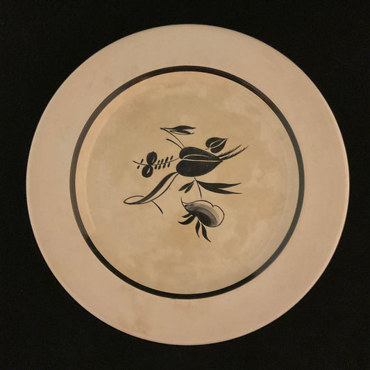 Stort Aluminia fad med sort dekoration, model 256